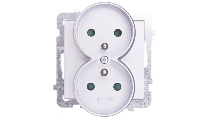 SONATA Gniazdo podwójne z/u z przesłonami srebro mat GP-2RRZP/m/38