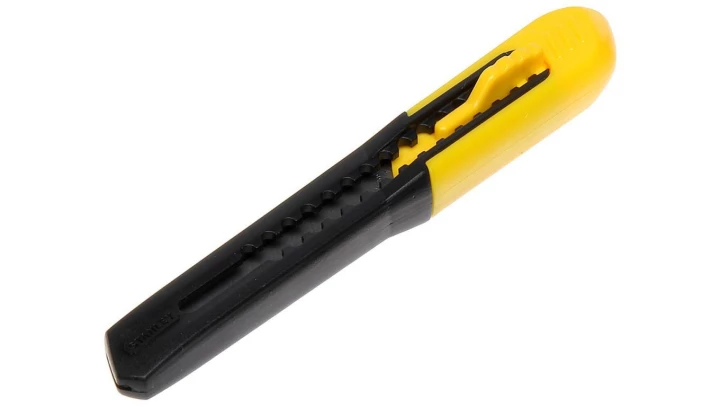 NÓŻ ABS LEKKI, OSTRZE ŁAMANE 9MM L