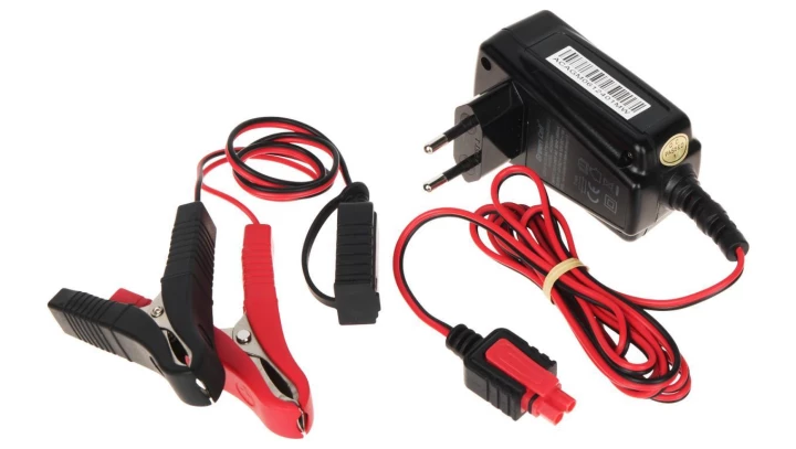 Ładowarka Green Cell, prostownik do Akumulatorów 6V / 12V (1A)