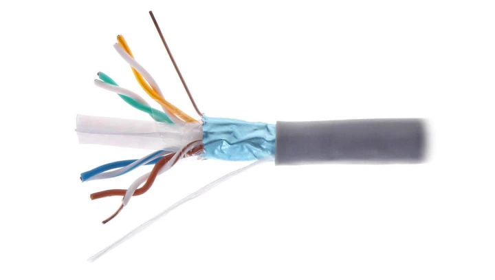 Kabel teleinformatyczny skrętka CAT6 F/FTP CU 4x2xAWG23 / 305m