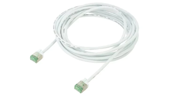 Patchcord kat.8.1-0300 U/FTP SLIM LSZH-TPE biały /3m/ 74362