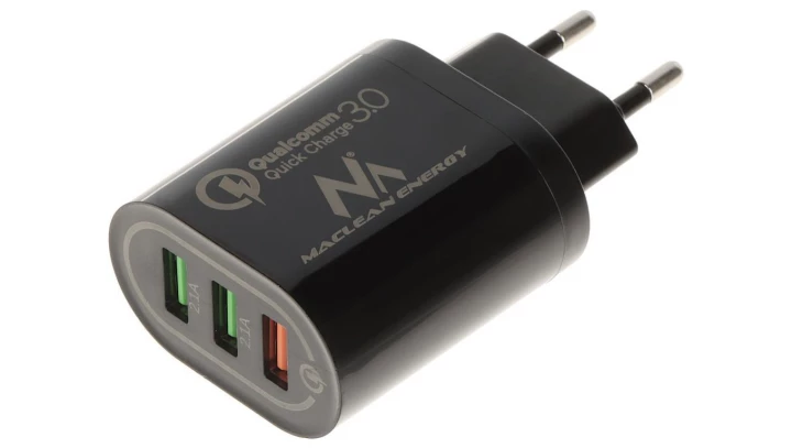 MCE479 B uniwersalna ładowarka USB Adapter do ładowania 3xUSB