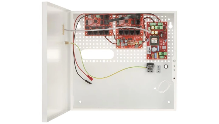 Zestaw buforowy do 9 kamer IP switch PoE 9P+1UP w obudowie wewnętrznej ABOX-F (1x AKU 18Ah), zasilacz 72W