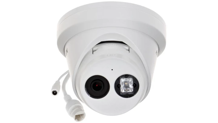 Kamera IP 4Mpix, 2.8mm, AcuSense, IR 30m, mikrofon, IP67 - DS-2CD2343G2-IU HIKVISION