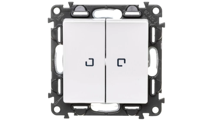 VALENA LIFE Łącznik świecznikowy z podświetleniem biały 752128