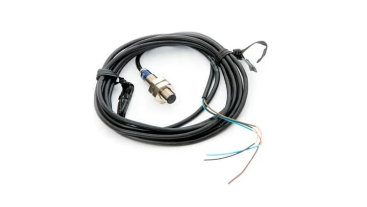 Czujnik indukcyjny M8 Sn=2,5mm 12-24V 1Z PNP XS108B3PAL2