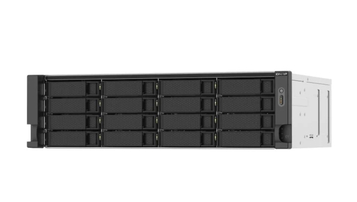 QNAP TS-1673AU-RP-16G 16-zatokowy serwer NAS, AMD Ryzen, 16GB RAM, 2x 2,5GbE RJ-45, RP, RACK