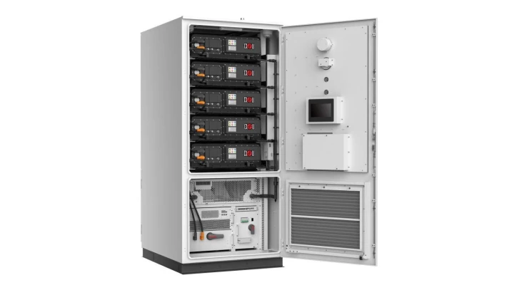 Przemysłowy Magazyn Energii 110kW 233kWh CLOU Aqua-E 233