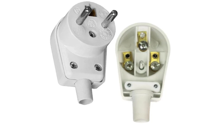 Wtyczka kątowa na kabel WB6 16A biała /50