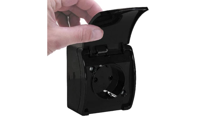 KOALA Gniazdo pojedyncze SCHUKO natynkowe wodoodporne IP44 czarne 181-05