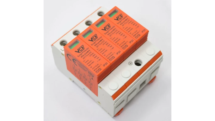 Ochronnik przepięć-ogranicznik modułowy 4P 7kA 275V TYP T1+T2 B+C 4P 3-F 20-50kA VCX