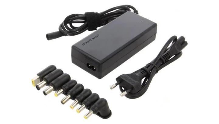 Qoltec Automatyczny uniwersalny zasilacz 90W 8 wtyczek +kabel zasilający