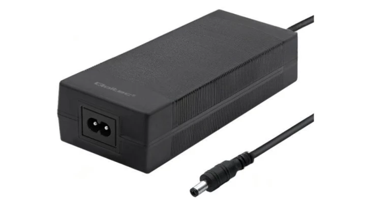 Qoltec Zasilacz desktopowy 120W 24V 5A 5.5*2.5 + kabel zasilajacy