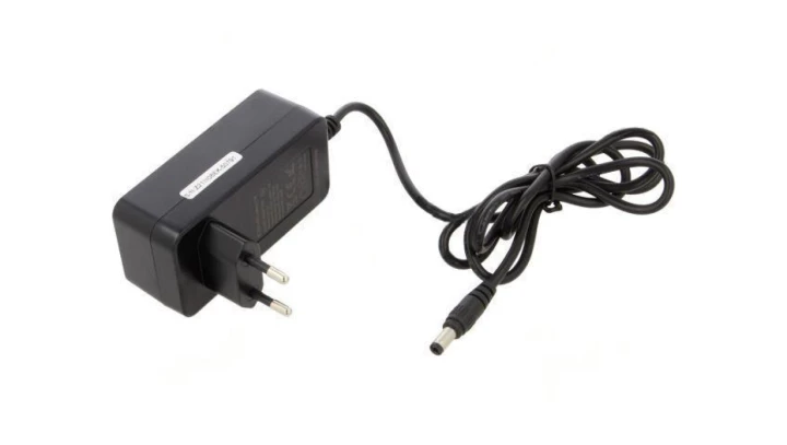 Qoltec Zasilacz wtyczkowy 45W 15V 3A 5.5*2.1