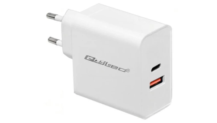 Qoltec Ładowarka sieciowa 63W 5-20V 1.5-3A USB typ C PD USB QC 3.0 Biała