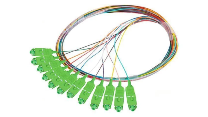 PIGTAIL ŚWIATŁOWÓD SM SC/APC EASY STRIP 9/125 G657A1 12X2M MULTIKOLOR LANBERG