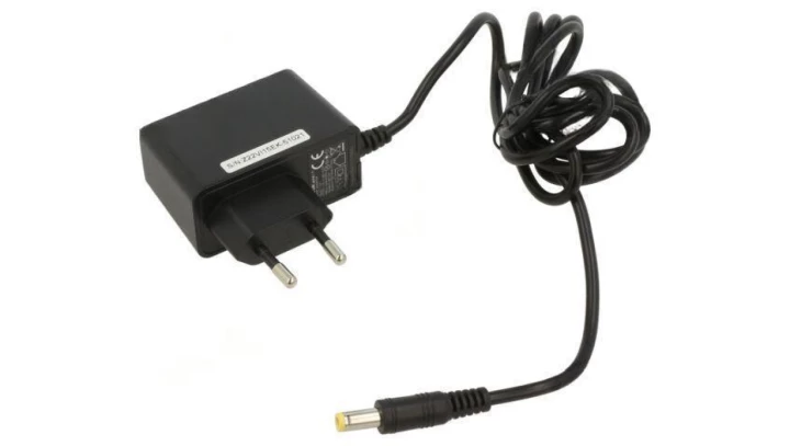 Qoltec Zasilacz wtyczkowy 5W 5V 1A 5.5*2.5