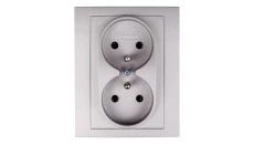 Berker/B.Kwadrat Gniazdo podwójne z/u 16A IP20 aluminium 5361838984