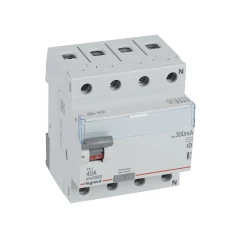 Wyłącznik różnicowoprądowy 4P 40A 0,3A typ AC P304 TX3 411728