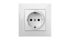 CARLA Gniazdo pojedyncze z/u 2P+Z schuko z przesłonami białe 1737-10