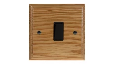 Łącznik krzyżowy 10A 230V klawiszowy - kolor jasny dąb W-E1KSLO