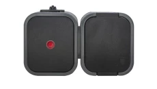 B2 Gniazdo pojedyncze n/t 2p+Z bryzgoodp. + Łącznik podświetlany IP54 szary/czarny 00060278