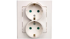 SONATA Gniazdo podwójne z/u Schuko z przesłonami ecru GP-2RSP/27