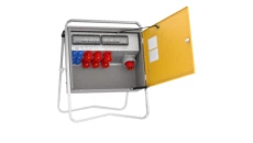 Rozdzielnica budowlana elBOX-M W63-004206 IP44 wtyk CEE 63A-5P gn: 6xGK 230V 16A 2xCEE 16A 4xCEE 32A 1xRCCB 6kA 77452012