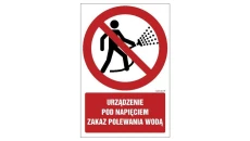 ZNAK - GC084 Urządzenie pod napięciem, zakaz polewania wodą 10 x 15 cm FN - Folia samoprzylepna