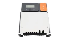 Solarny regulator ładowania MPPT 12/24 - 30A PRO LFP wyświetlacz LCD