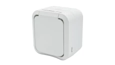 Gniazdo z uziemieniem pojedyncze natynkowe Aqua Pro IP55 białe / 60224
