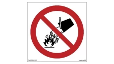 ZNAK - BA003 Zakaz gaszenia wodą 50 x 50 cm FN - Folia samoprzylepna