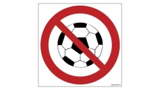 ZNAK - GB048 Zakaz gry w piłkę 20 x 20 cm FS - Folia samoprzylepna foto.