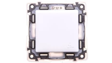 VALENA LIFE Łącznik schodowy biały IP44 10A 752156