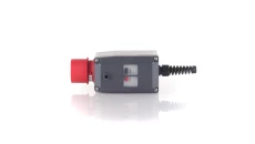 20P3113, wyłącznik silnikowy 3 f z wtykiem zasilającym 3P+N+Z 16A, sterowanie przyciskami, zakres nastaw 4,0- 6,3A