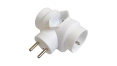 Rozgałęźnik 3-gniazdowy - 2x2P+Z, 1x2P-euro, uziemienie biały / 28134