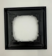 Simon 55 Ramka 1-krotna LINE Czarny mat TR1/149